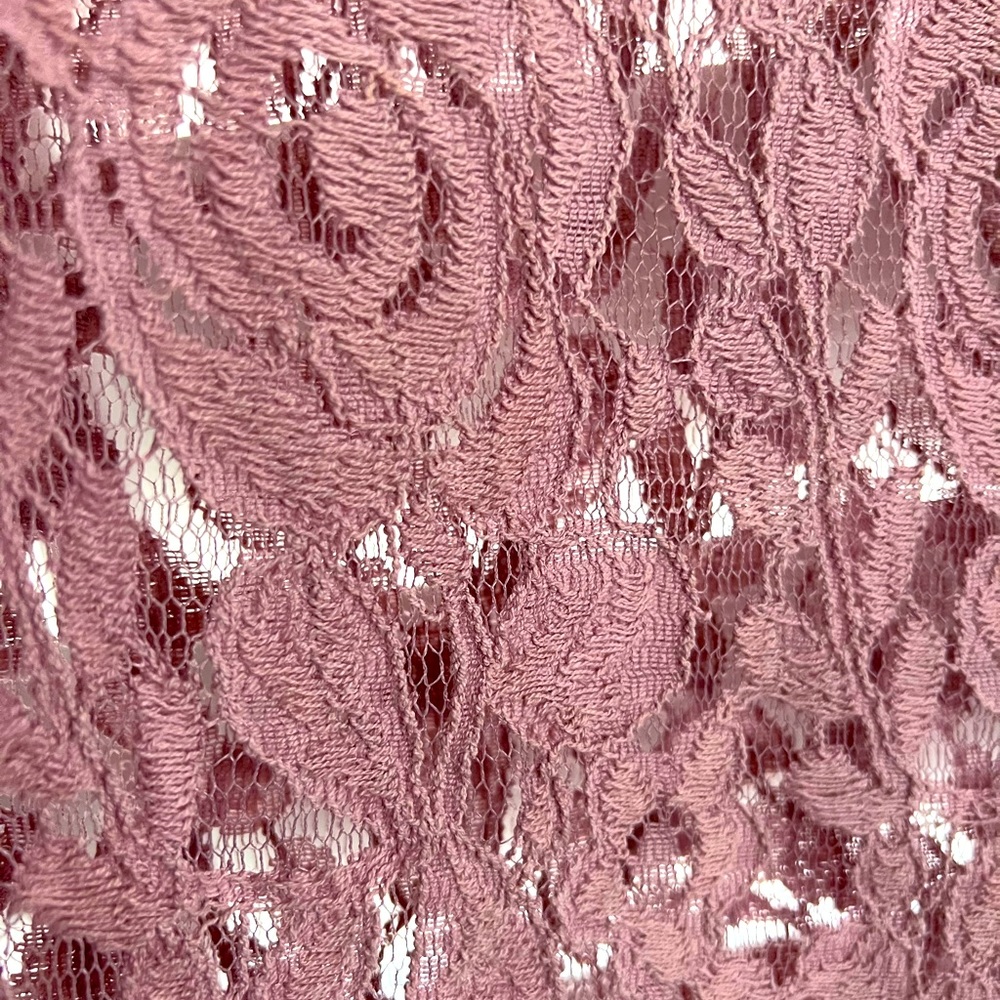 Lace tank/shell - Picture 4 of 5